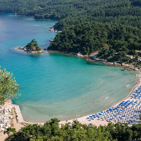 Hotel Makryammos